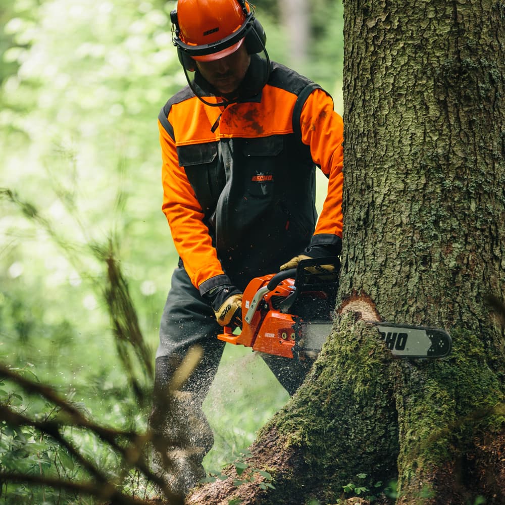 Battery chainsaws best sale at home depot